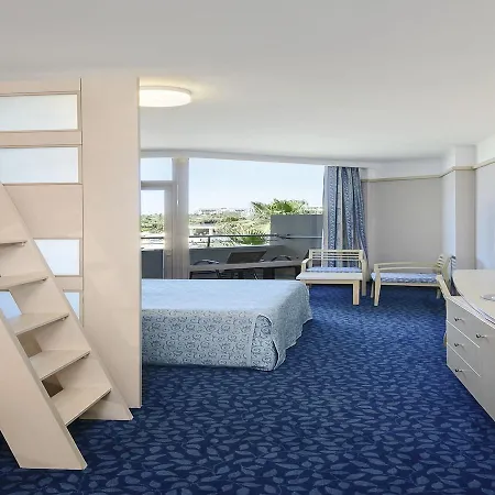 Vonresort Elite & Aqua 5* Side