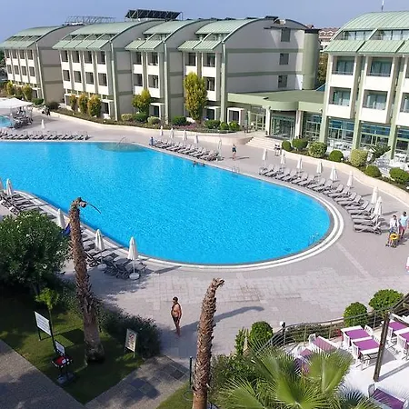 Vonresort Elite & Aqua 5* Side